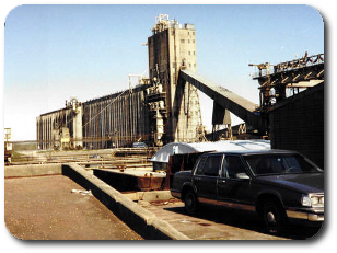 Photo of Garnac's St. Charles Elevator.